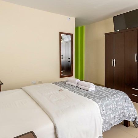 Hostal Florida Chiclayo Extérieur photo